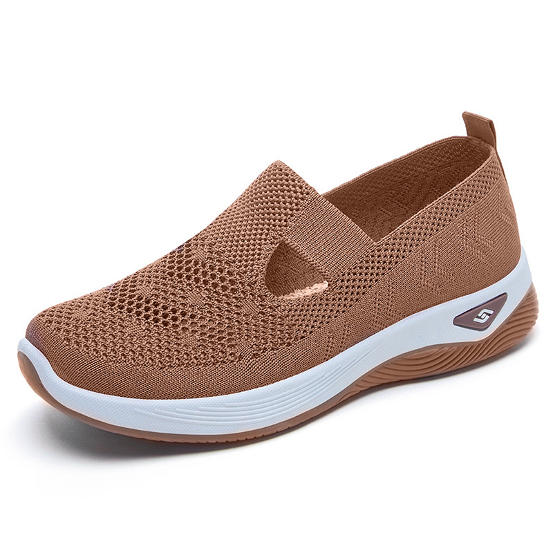 Zapatos de primavera para mujer, zapatos casuales de talla grande, zapatos de una sola pieza para envío directo, zapatos ligeros de suela blanda para mamá, zapatos transpirables y cómodos