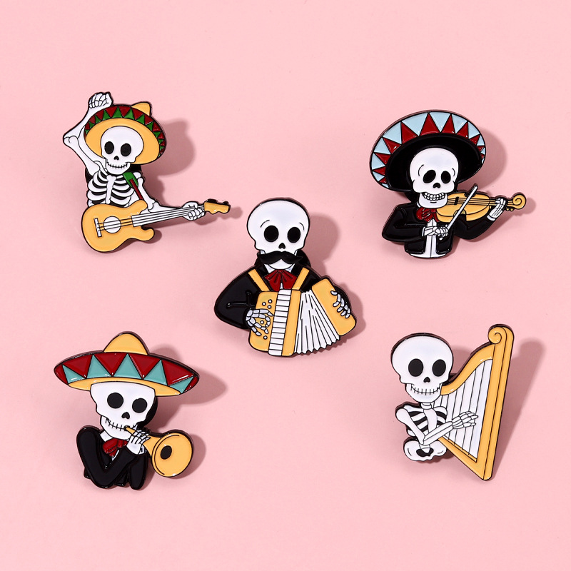 Funny Fashion Skull Alloy Plating Unisex Brooches display picture 5