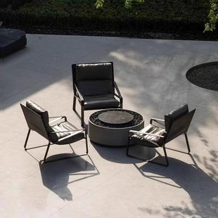 Outdoor Leisure Sofa Chair Villa Living Room Bedroom Lounge Chair Balcony Light Luxury Single Chair Outdoor Courtyard Negotiation Table and Chairs