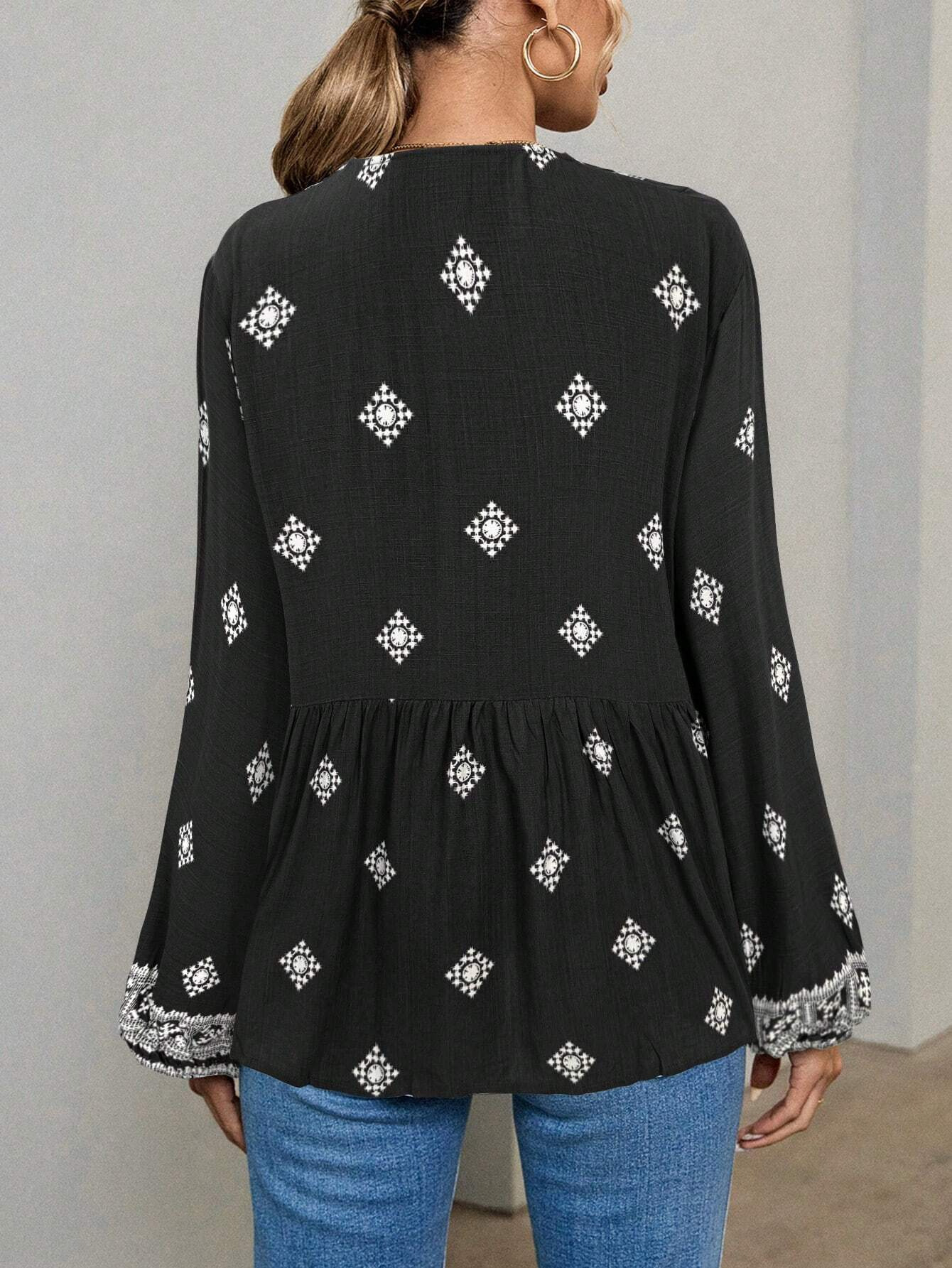 Chemise K New Retro à col semi-ouvert, lacets et manches lanternes amples_voghion.com