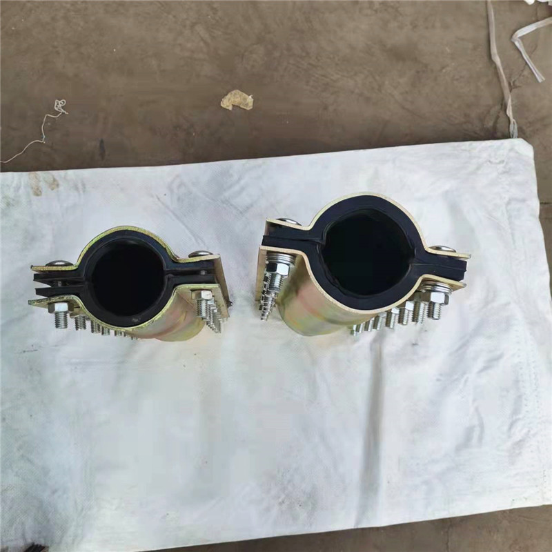 钢板哈夫节,钢板对夹式直管修接哈夫节,抱箍,水管维修堵漏器,补漏卡子