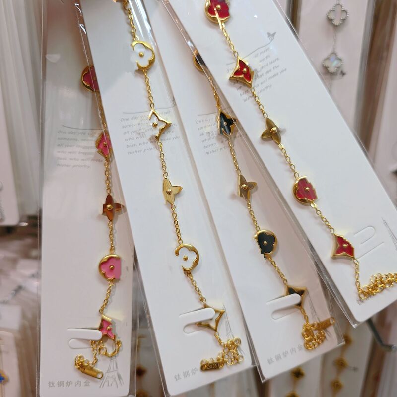 【Can Be Worn While Bathing】Cross-Border Designer Bracelet Titanium Steel Bracelet Four-Leaf Clover Bracelet L Brand Bracelet Designer Jewelry