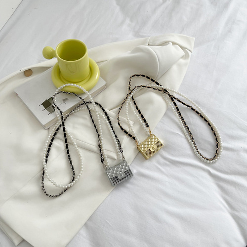 Women's Small Scandalous Style Metal Engraved Mini Pearl Chain Gingham Crossbody Bag Necklace Accessory Bag  Model