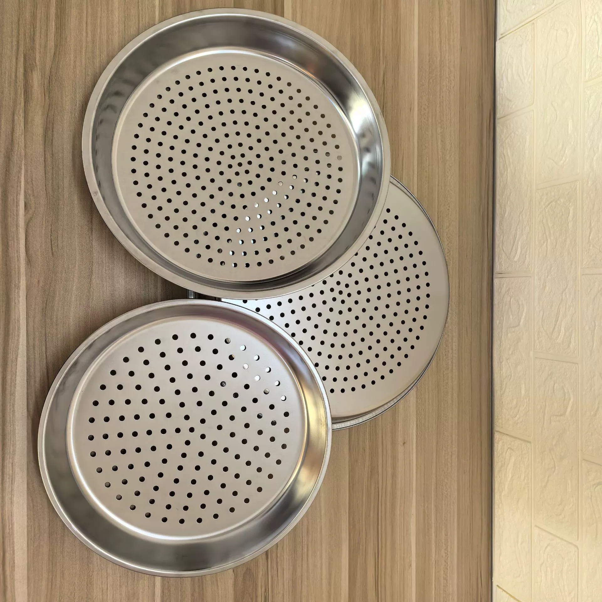 Round capacious steamer stainless steel, increased thickness