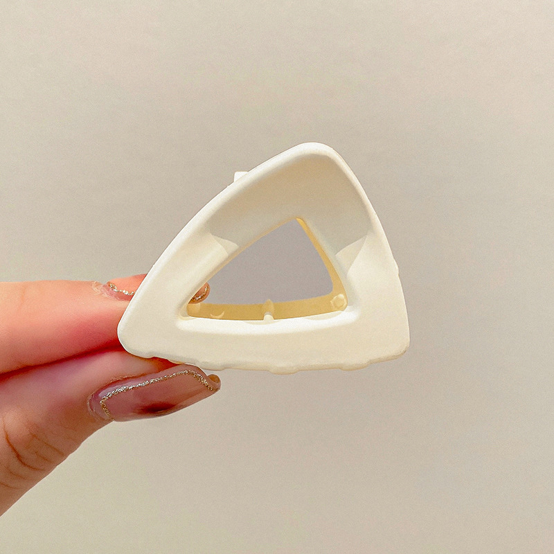 7 # triángulo leche blanca (aproximadamente 4,5 cm).