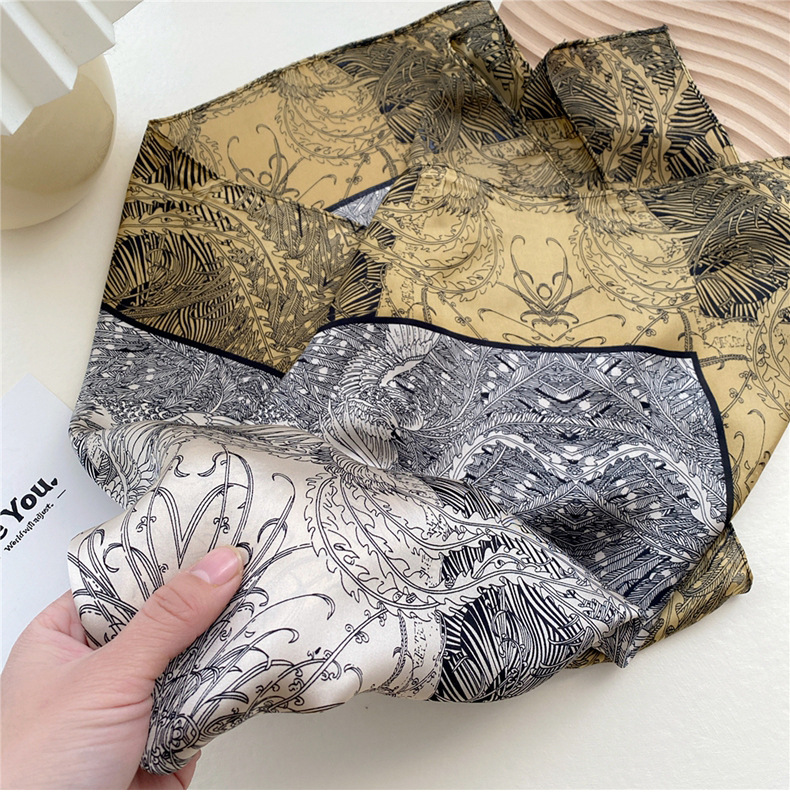 45g Weight Silk Scarf Classification Travel Occasion Fashion Small Square Scarves Professional Fashion Thin Scarf