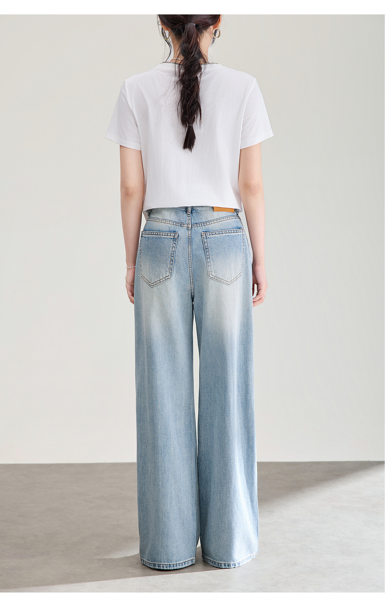 Quần jean nữ ống rộng cạp cao, chất cotton phối bướm đính đá và rách thủng — xanh lam chi tiết 23