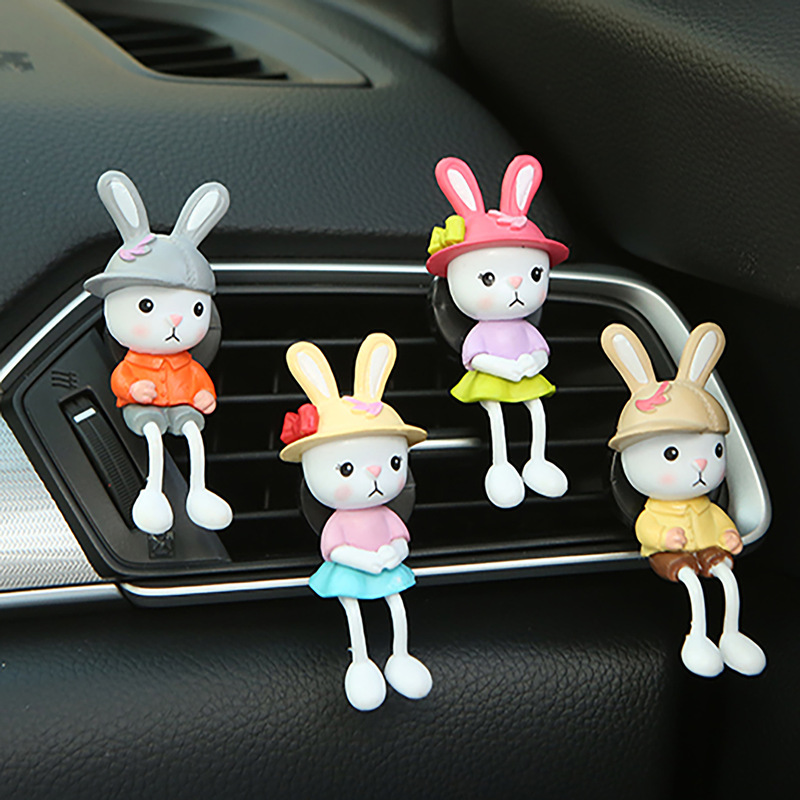 ネットの赤い新型のかわいい漫画のエアコンの噴出口の香薫のウサギの車の車の置物の自動車の噴出口の装飾のペンダント|undefined
