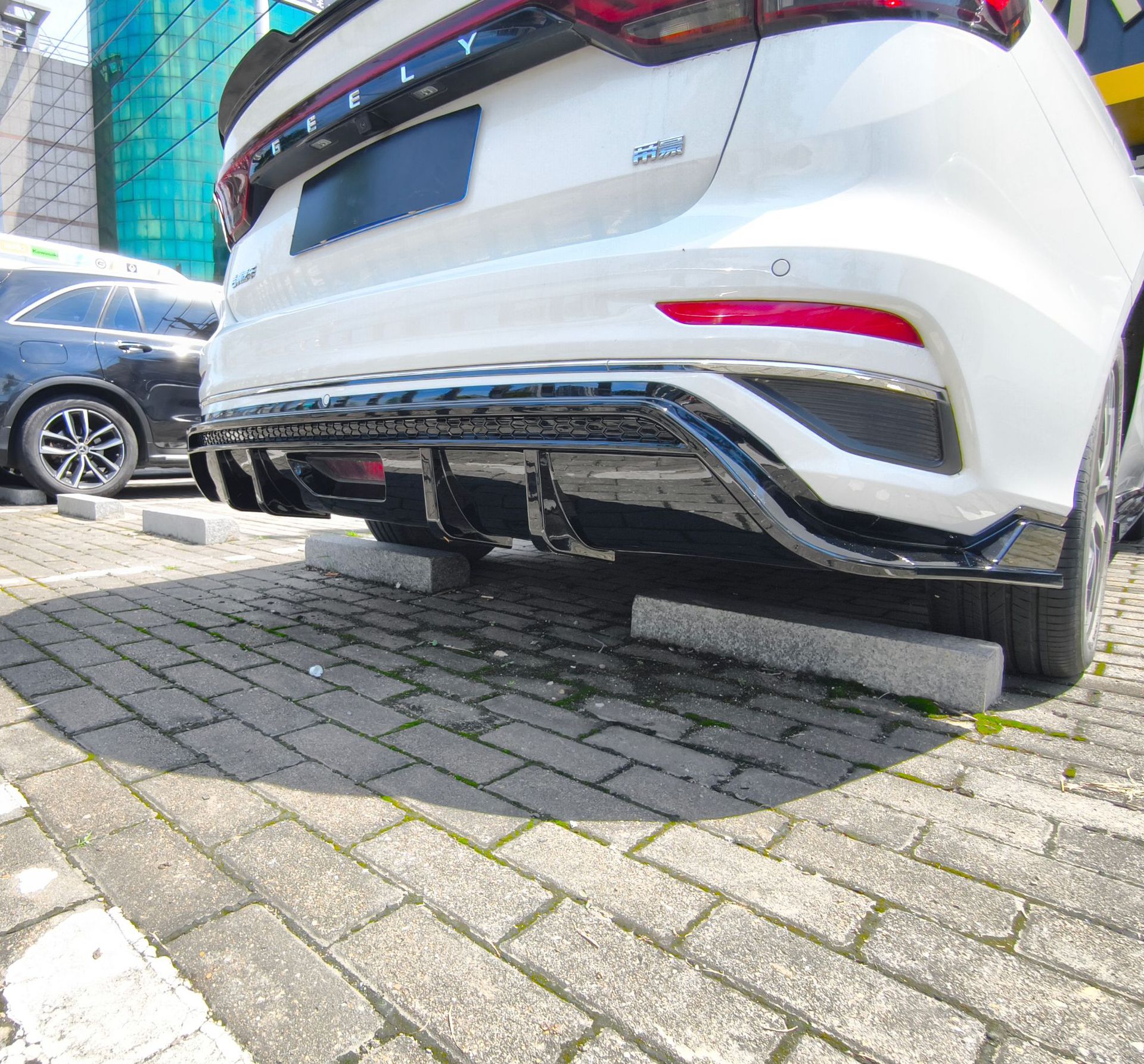 Suitable for 22-27 Geely Emgrand S70 front spoiler, front lip, rear wing, side skirts, rear lip, top wing, body kit
