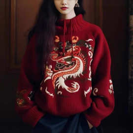 新年春节本命年衣服设计感针织上衣红色圆领过年新年毛衣女秋冬季