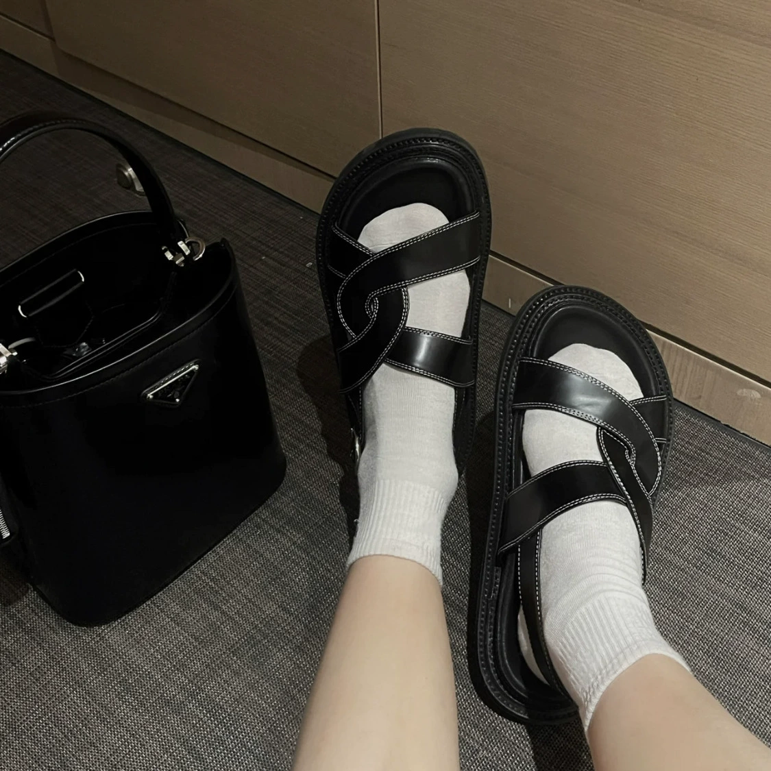 Версия из воловьей кожи ~ нишевый дизайн, римские сандалии из натуральной кожи на толстой подошве для женщин, летние маленькие сандалии, увеличивающие рост, сандалии на платформе