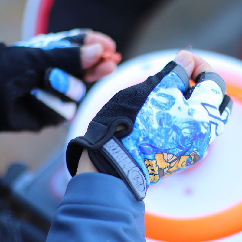 Cuatro estaciones guantes de pesca para hombres expuestos tres dedos antideslizante transpirable pesca al aire libre Luya Taiwán pesca