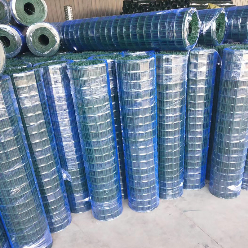 养殖铁丝网荷兰网  果园围栏 公路隔离围网 包塑铁网 厂家