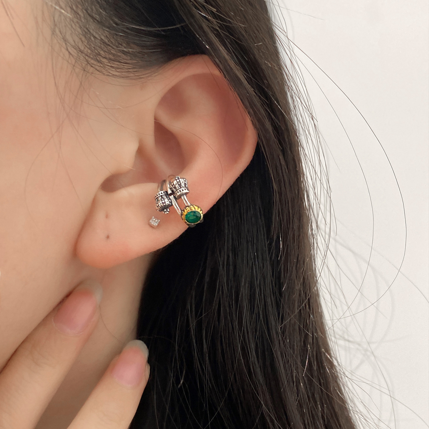 Original s925 Sterling Silver Green Diamond Double Ear Clip Women's Ear Clip Without Ear Holes Advanced Design Niche Ear Clip 2022 New