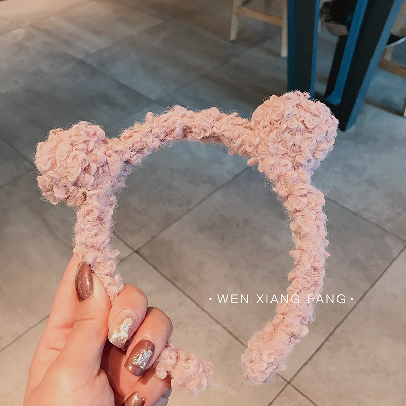 Corea del Sur venden lindas orejas de cabello de cordero de oso de pelo de pelo de pelo de peluche de otoño y invierno broche de pelo de pelo de peluche joyería