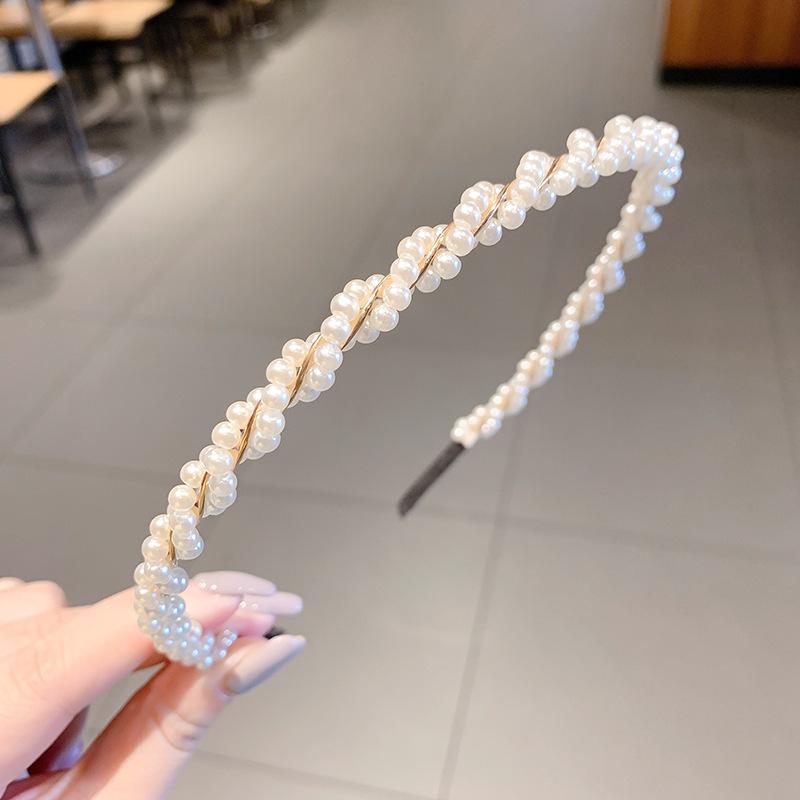 Retro francés de alto nivel sensación de perla fijación de cabello temperamento femenino de presión de cabello universal fijación de cabello no es fácil de caer tarjeta de cabello