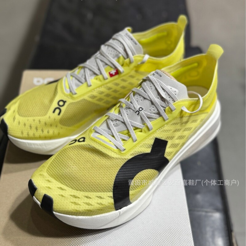 莆田の春夏の新作 Cloudspike Amplius 男女兼用クッション性と耐摩耗性のプロマラソンロードランニングシューズ|undefined