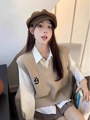 韩系chic坎肩针织马甲女外穿早秋学院风叠穿V领减龄毛衣马夹背心