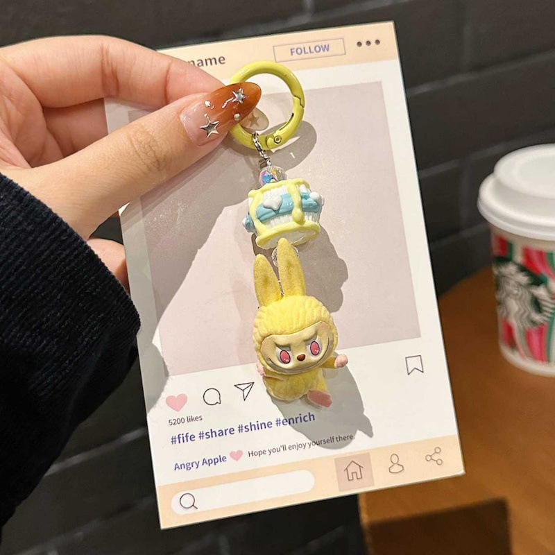 バブルマート ラブブ レイジーヨガシリーズ 携帯電話チェーン ぬいぐるみ トレンド ライト 高級バッグ 吊り下げ トレンドモデル 落下防止|undefined