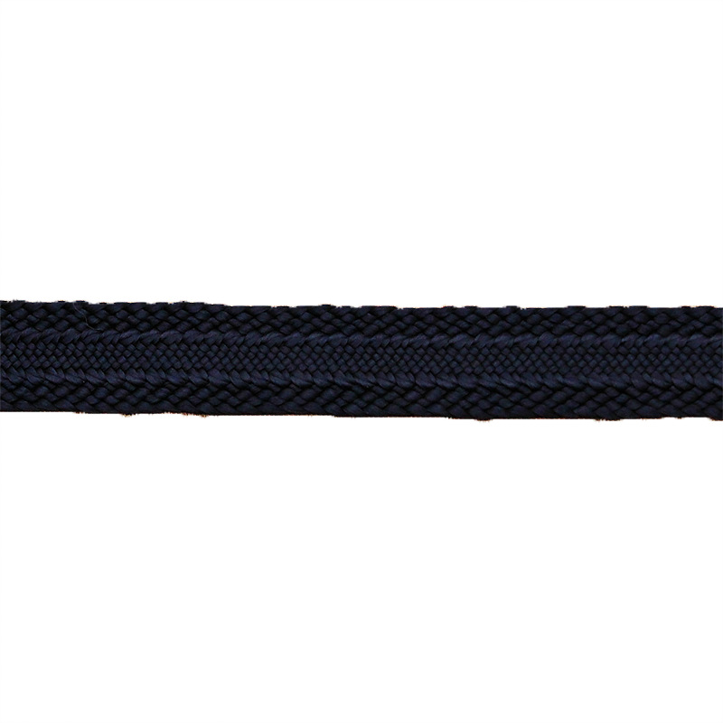 �ֻ��ڰ�ɫ���ڱ�֯������֯�� 1.5cm�޵����������ߴ����ϻ���