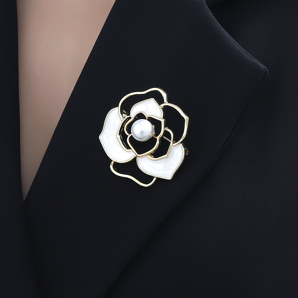 Koreanische version der tropft kamelie hohl perle brosche brosche umweltschutz zubehör corsage weibliche zubehör_voghion.com