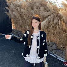 2025秋季新款法式立体装饰钩花针织开衫女防水貂绒短款外套