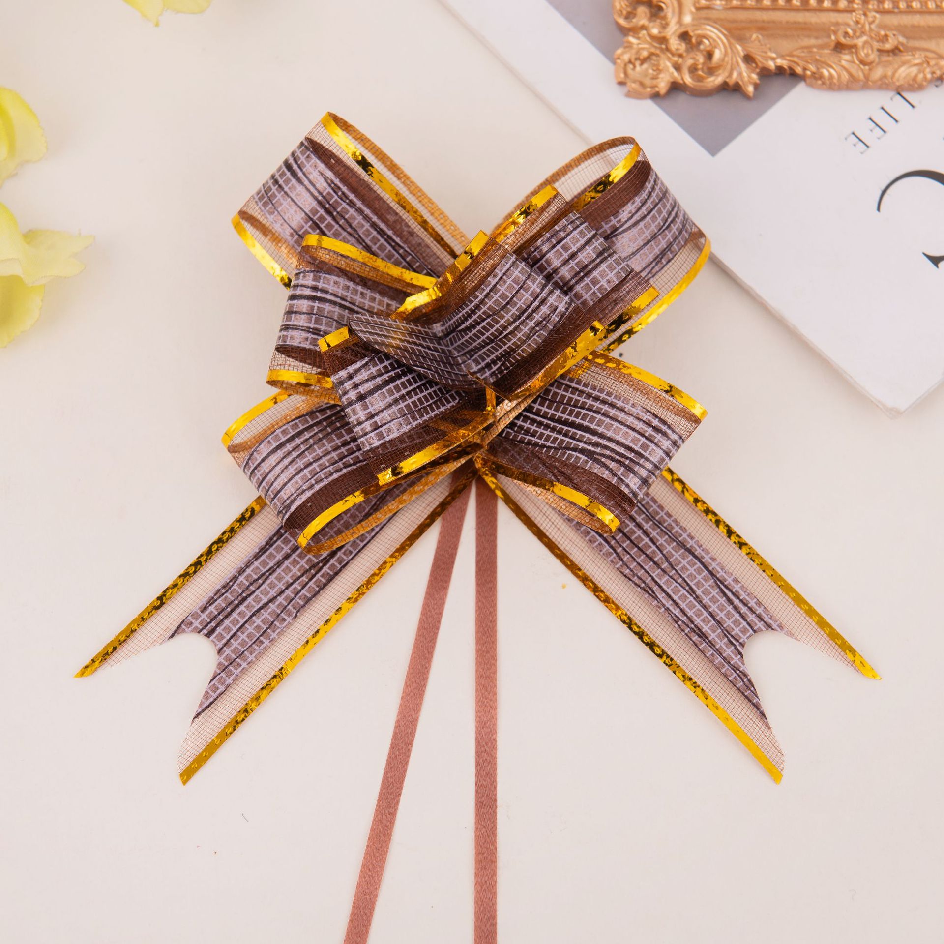 Transfronterizo envío gratuito medio 30 oro borde corteza patrón mano guirnalda flor regalo embalaje arco guirnalda cinta fabricante