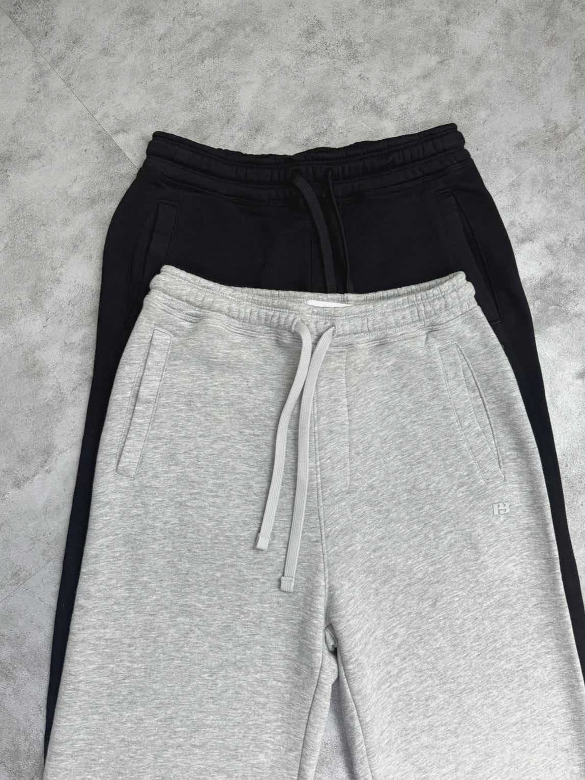 Europa y los Estados Unidos otoño y invierno de color sólido con pantalones casuales de terciopelo para hombres y mujeres, pantalones deportivos de cintura elástica y cálidos sueltos transfronterizos