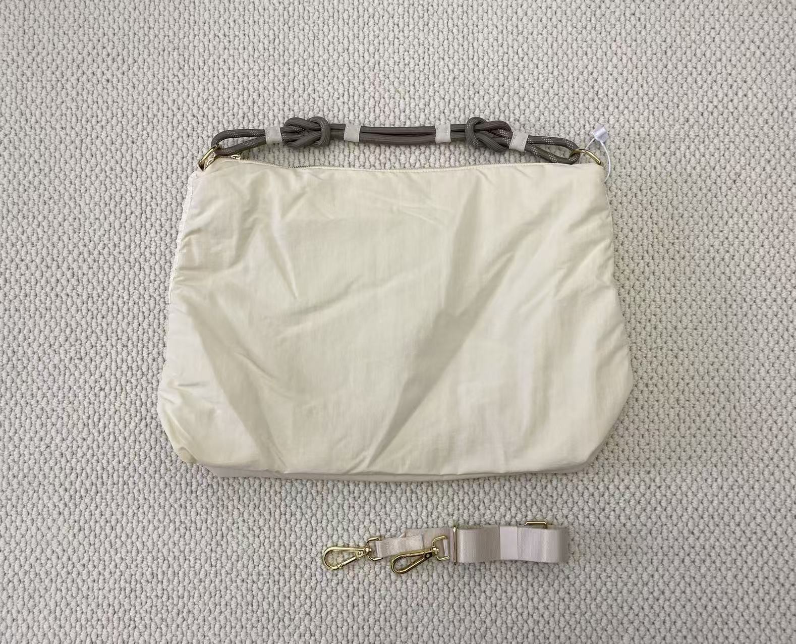 LU Convertible 1.5L 6.5L 16L Large Capacity Hobo Bag Pleated Cloud Crossbody Underarm Bag
