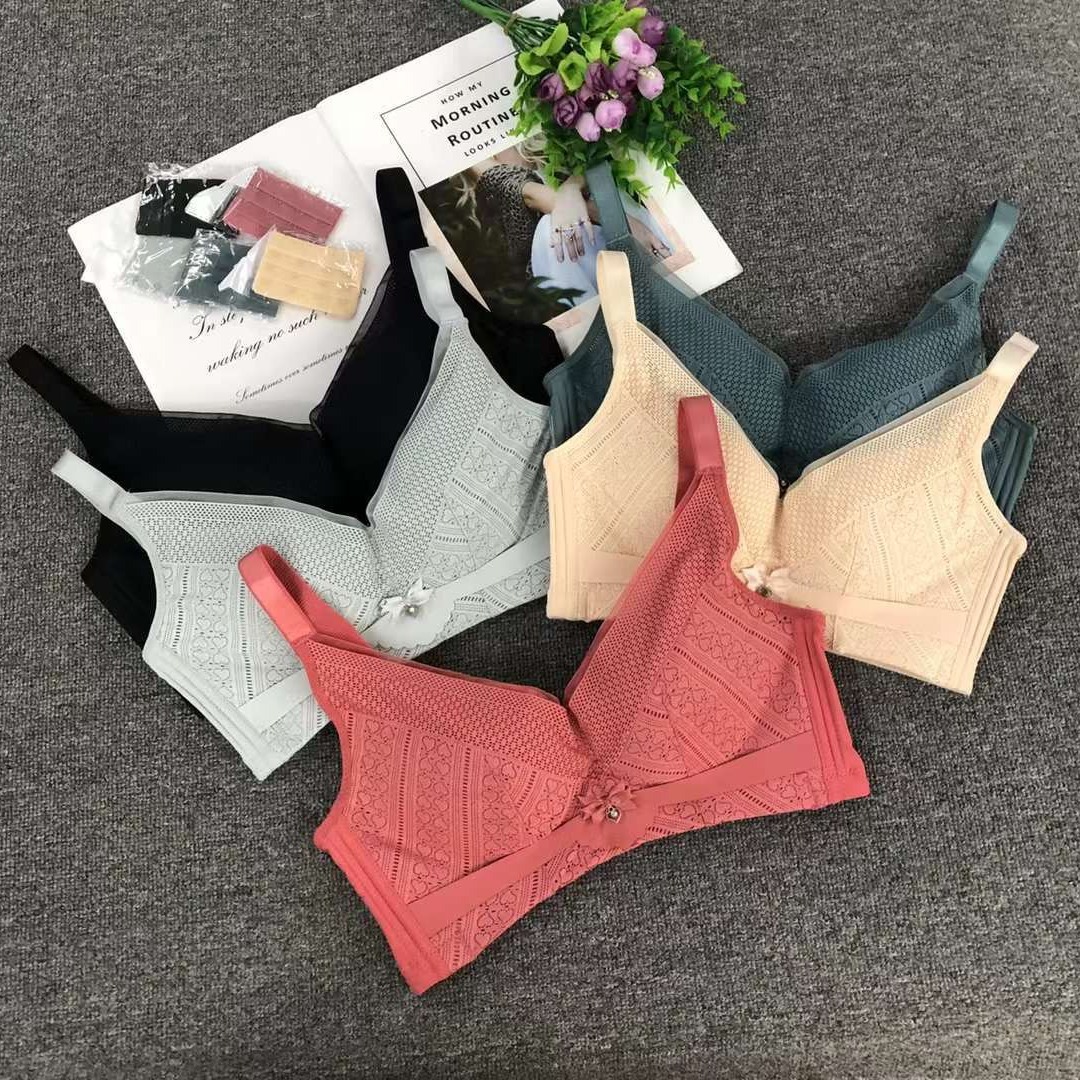 Nuevo sujetador sin anillo de acero de moda de encaje jacquard transpirable y cómodo, ropa interior de alta calidad, delgada y gruesa de cuatro botones para mujeres