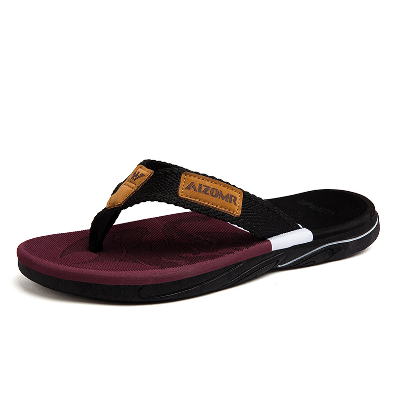 Zapatillas de flip flop para hombres de verano resbaladantes respirables de alta calidad zapatillas resistentes al desgaste EVA para usar en la playa no olor zapatillas frías