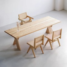 北欧原木风设计款实木餐桌侘寂风民宿白蜡木八字餐桌日式原木饭桌