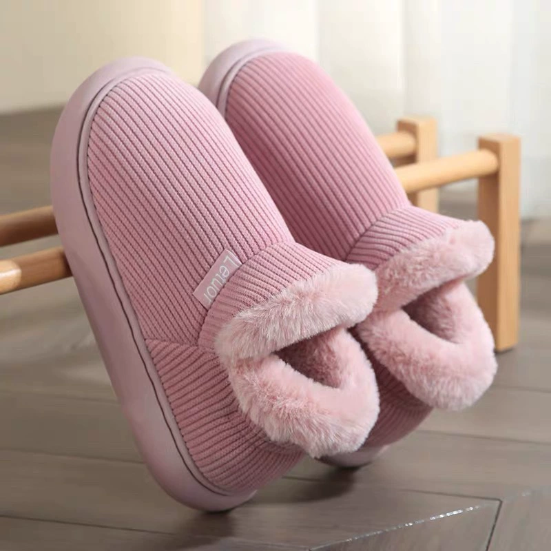 Удобные тапочки Slippers, зимняя обувь для любимого, нескользящая подошва с платформой