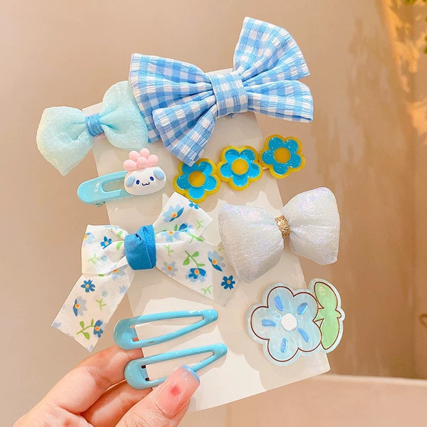 Blue hairgrip, set
