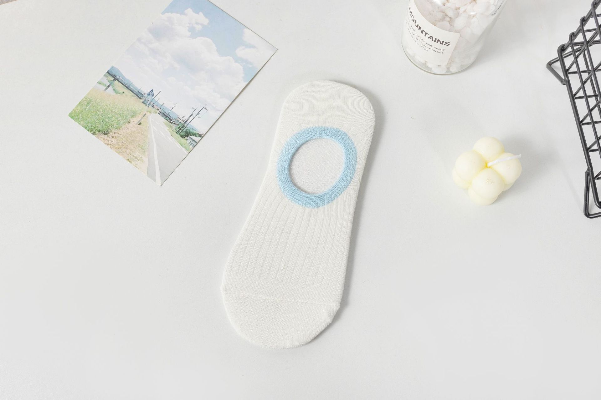 파란색 Luo Kou 흰색 배경