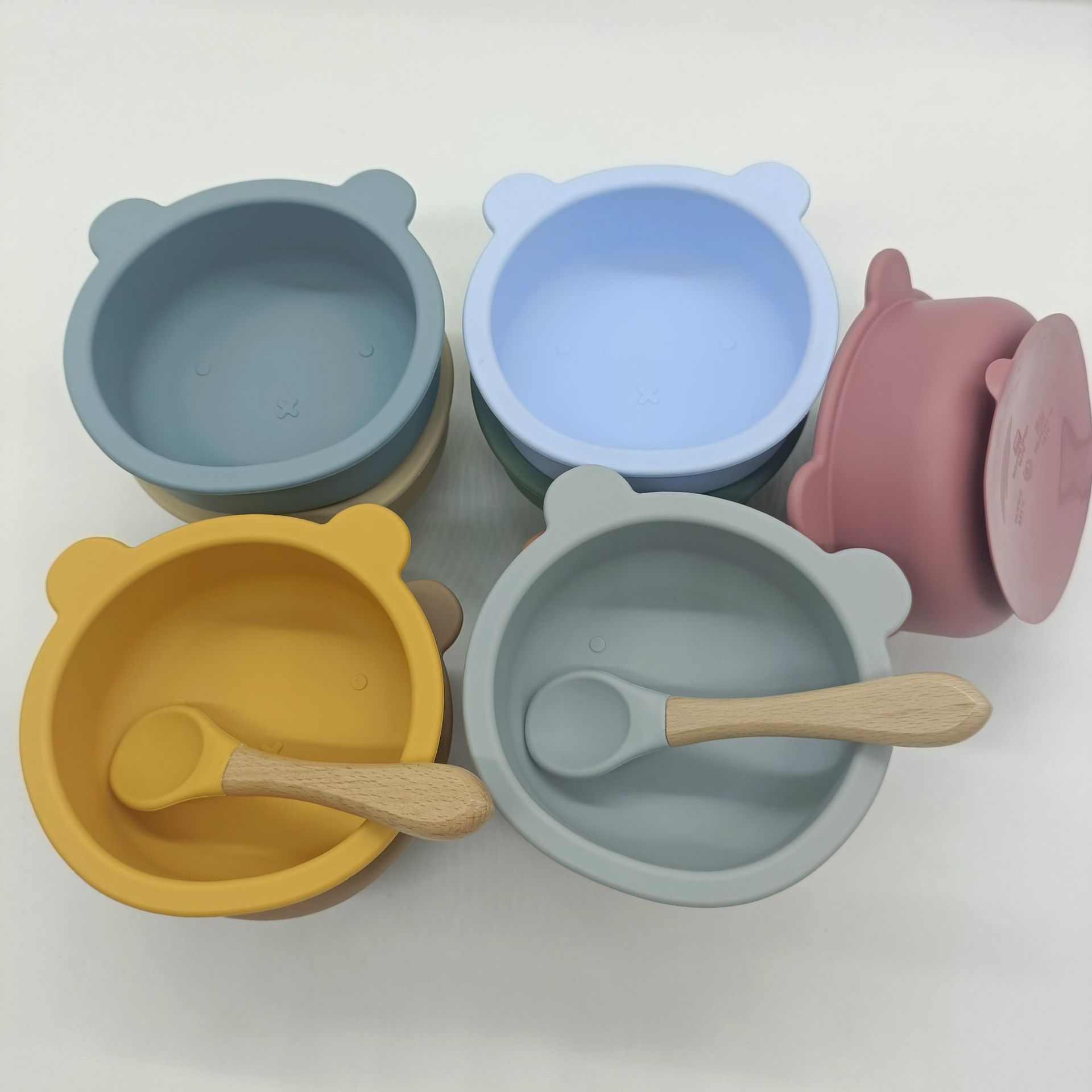 恒彩硅胶母婴用品 宝宝喂养餐具