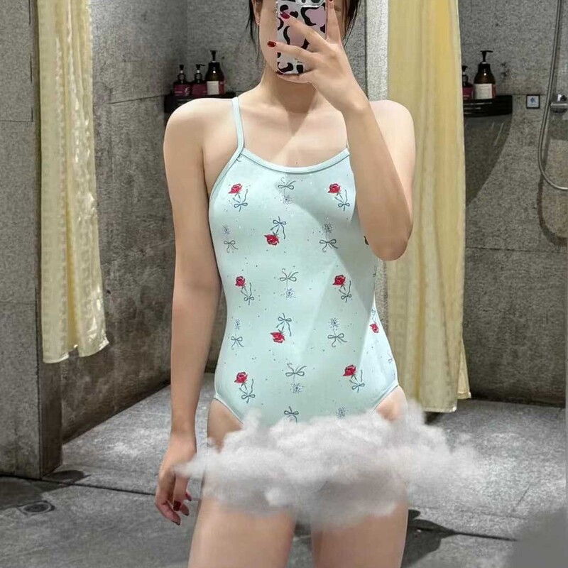 South Korea's 2025 New Classy Blue Background Red Rose Triangle Belt Flash Racing Athlete Swimsuit Competitive Swimsuit