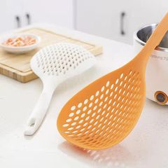 Kitchen Home Silicone Dumpling Egg Noodle Scoop Tool with Wide Mesh and High-Temperature Resistance Creative Spoon
