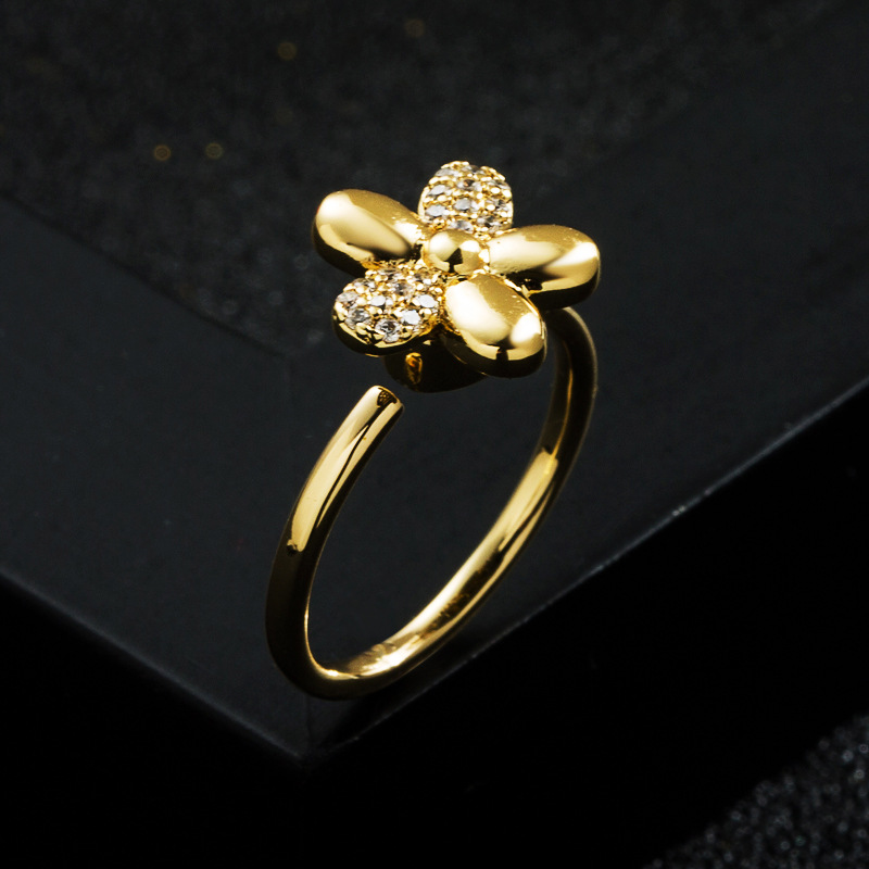 Fashion New Copper-plated Gold Micro Inlaid Zircon Dripping Devil's Eye Ring display picture 5
