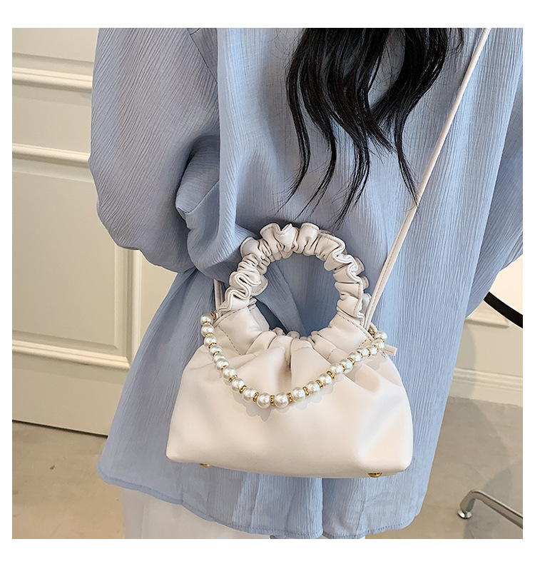 Wholesale Solid Color Pearl Cloud Bucket Fold Bag Nihaojewelry display picture 9