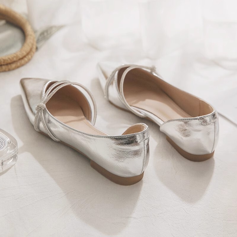 2025 New Evening Shoes, Gentle Style, Shallow Mouth, Pointed Toe, Flats with Skirt, French Style Beautiful Silver Shoes for Women