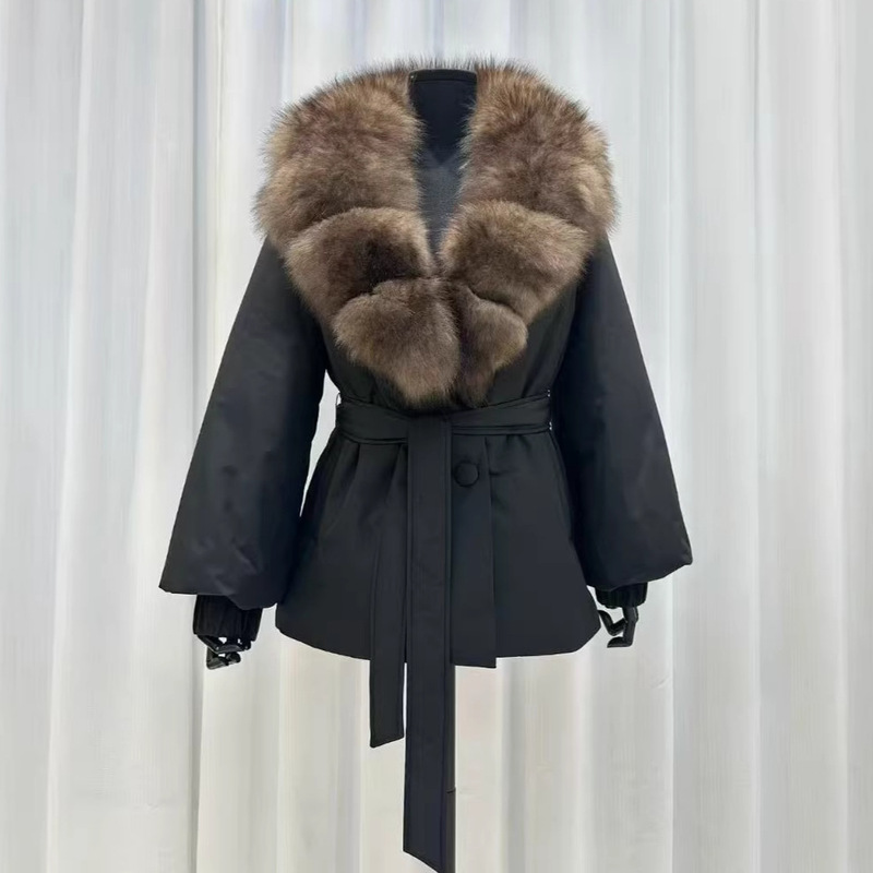 2025 Winter New Style Fox Fur White Duck down Jacket for Women, Short Style with Tie Waist, Slimming and Warm Coat, Trendy 2025 Winter New Style Fox Fur White Duck down Jacket for Women, Short Style with Tie Waist, Slimming and Warm Coat, Trendy