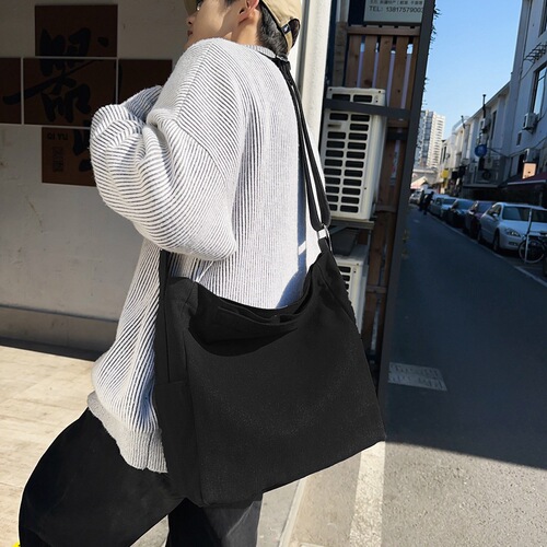 Japanese-style commuting canvas bag for women, spring 2025 new model, Ruiying trendy large-capacity versatile unisex shoulder tote bag for college students