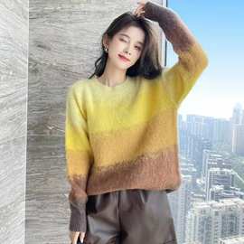 韩国东大门2024年秋冬圆领渐变套头圆领通勤毛衣上衣设计感时尚