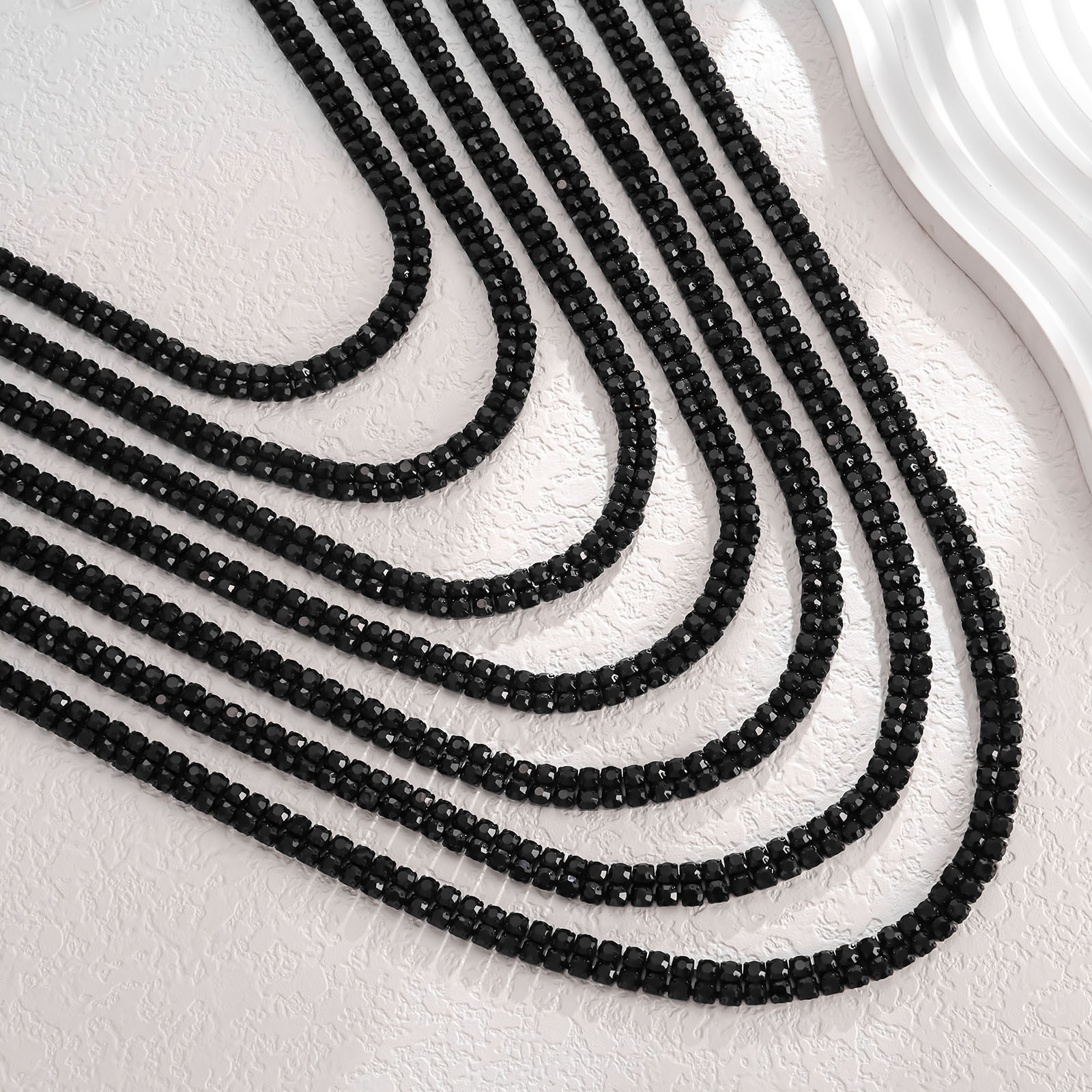 2024 nueva pulsera de collar de moda coreana de moda con incrustaciones de diamantes, plata dorada, cadena de garra cuadrada, collar de diamantes de imitación