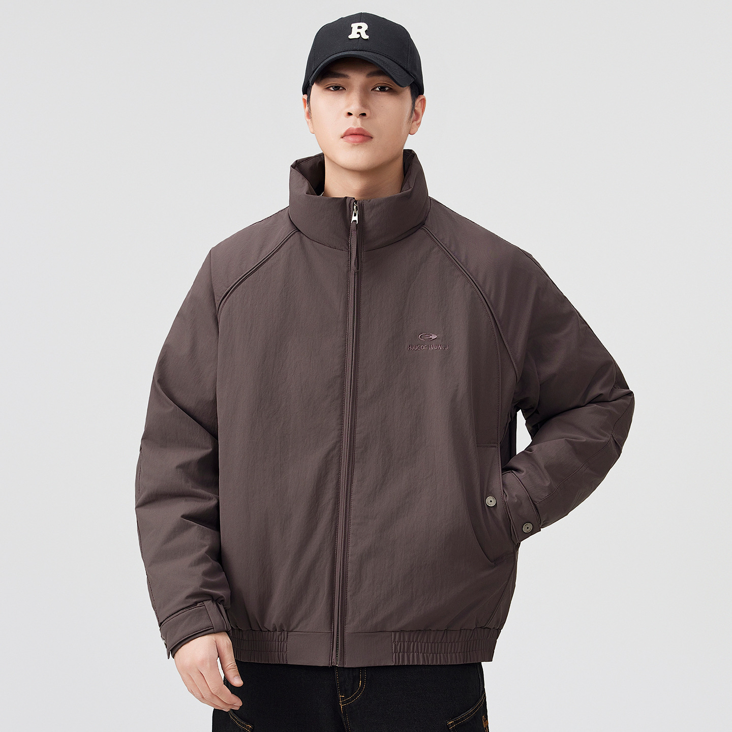 Chaqueta de plumón para hombres 2025 invierno nuevo tipo ligero y delgado bordado de cuello caliente chaqueta de plumón universal chaqueta de hombre suelta image 2