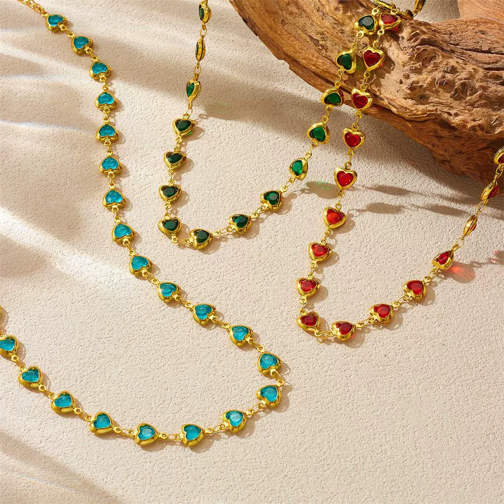 跨境时尚新款清新甜美糖果色爱心切面透色水钻简约高级不锈钢项链