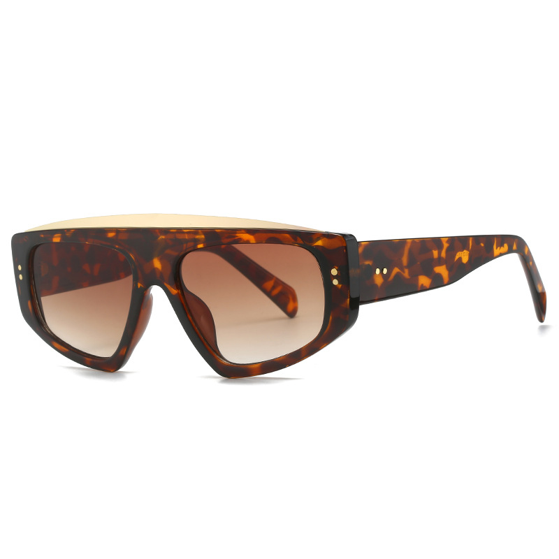 New Personalized Triangle Frame Sunglasses Fashion Rice Nail Men's and Women's Trend Sunglasses Versatile Sunshades 492_voghion.com