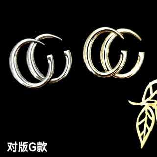 经典简约字母双G胸针轻奢高级感古家防走光胸花别针专柜同款装饰
