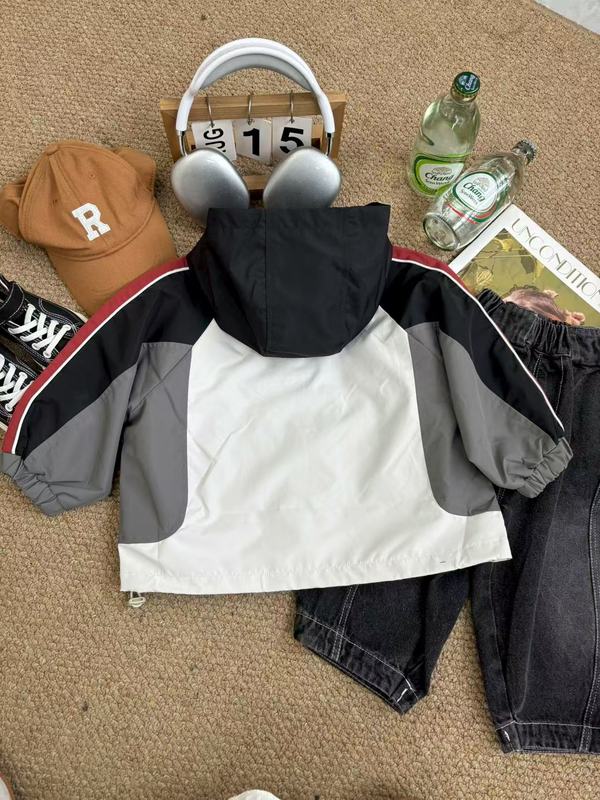 杉伴韩系男小童秋季新款拼接史努比连帽运动上衣宽松款冲锋衣外套|undefined